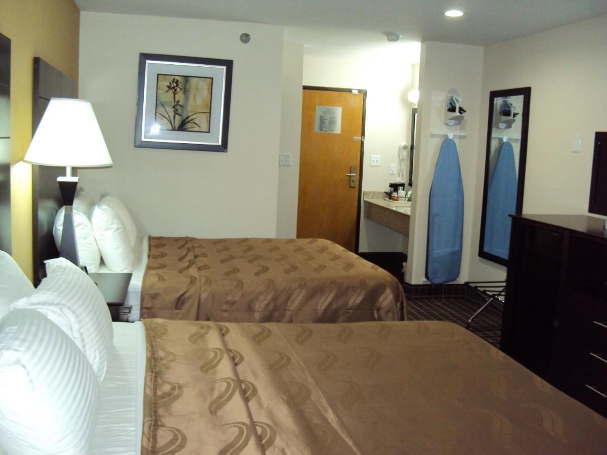 Quality Inn Carbondale University Area Exteriör bild