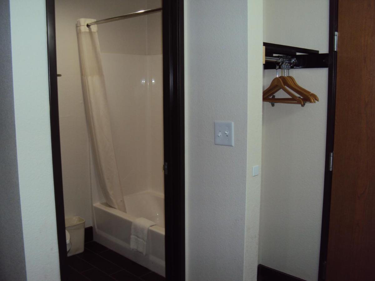 Quality Inn Carbondale University Area Exteriör bild