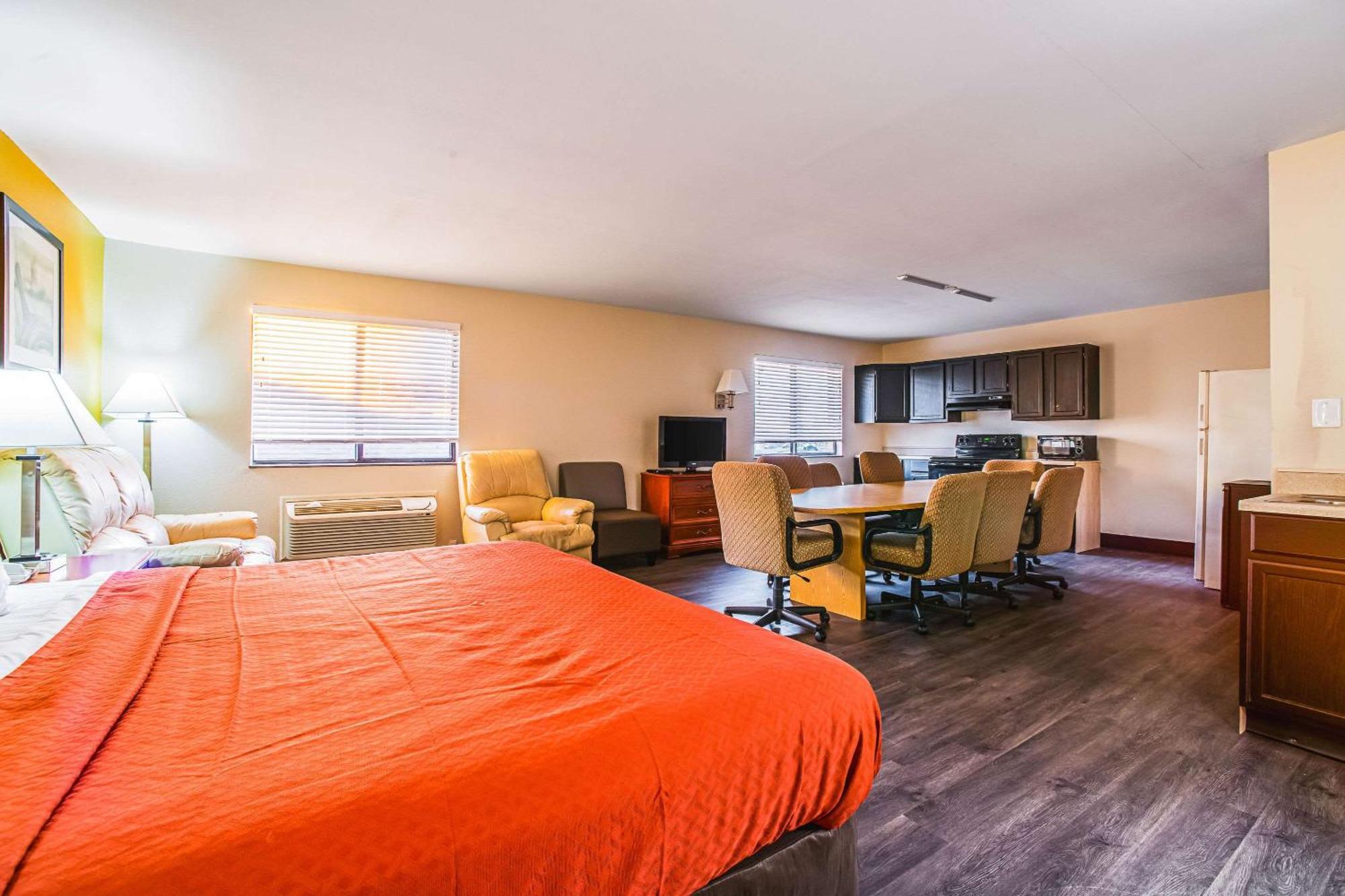 Quality Inn Carbondale University Area Exteriör bild