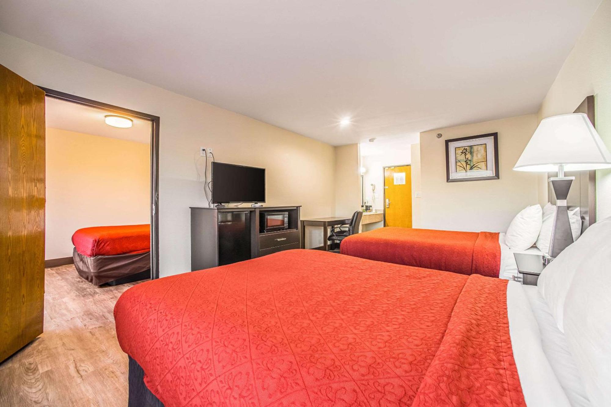 Quality Inn Carbondale University Area Exteriör bild