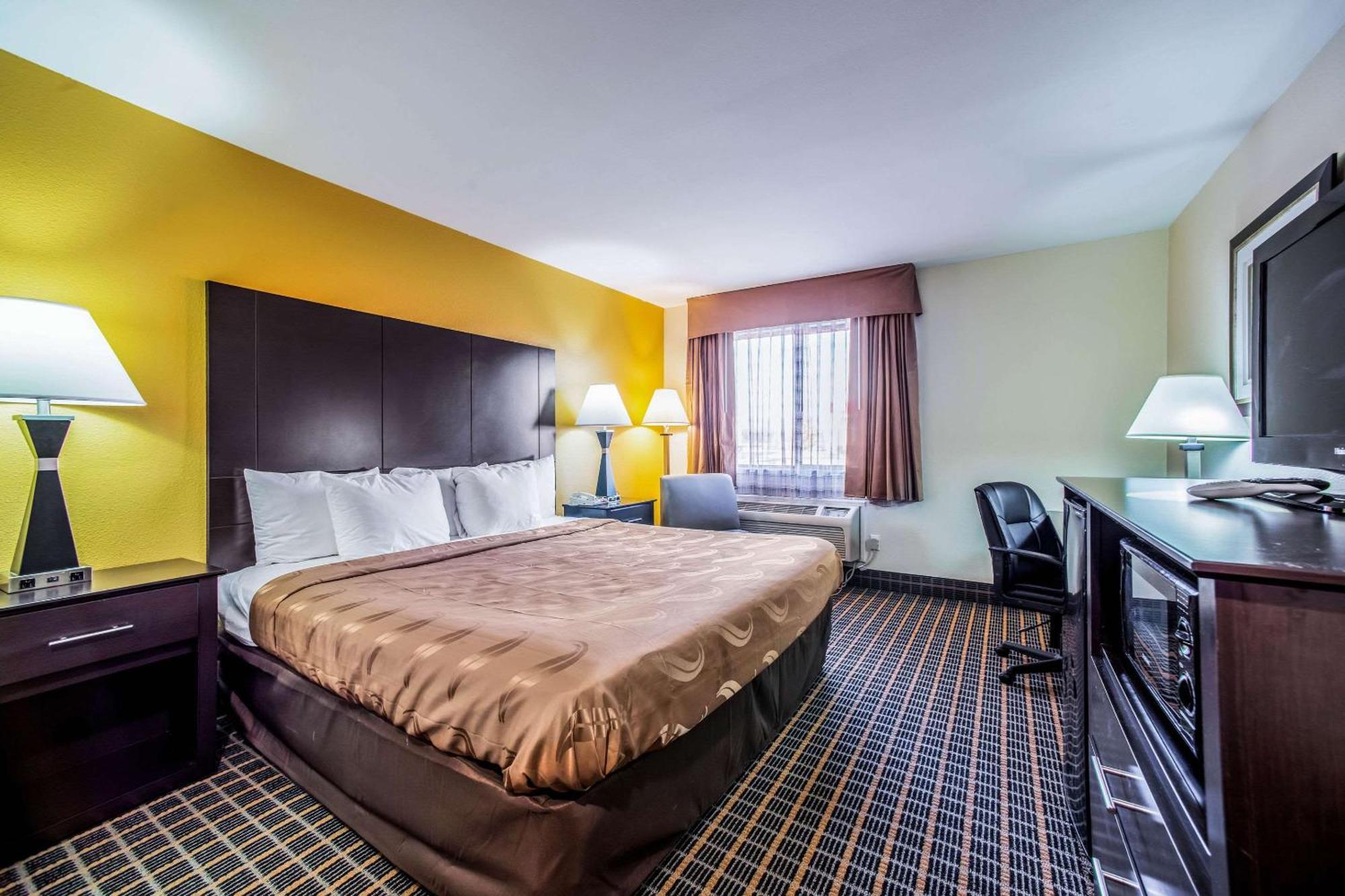 Quality Inn Carbondale University Area Exteriör bild