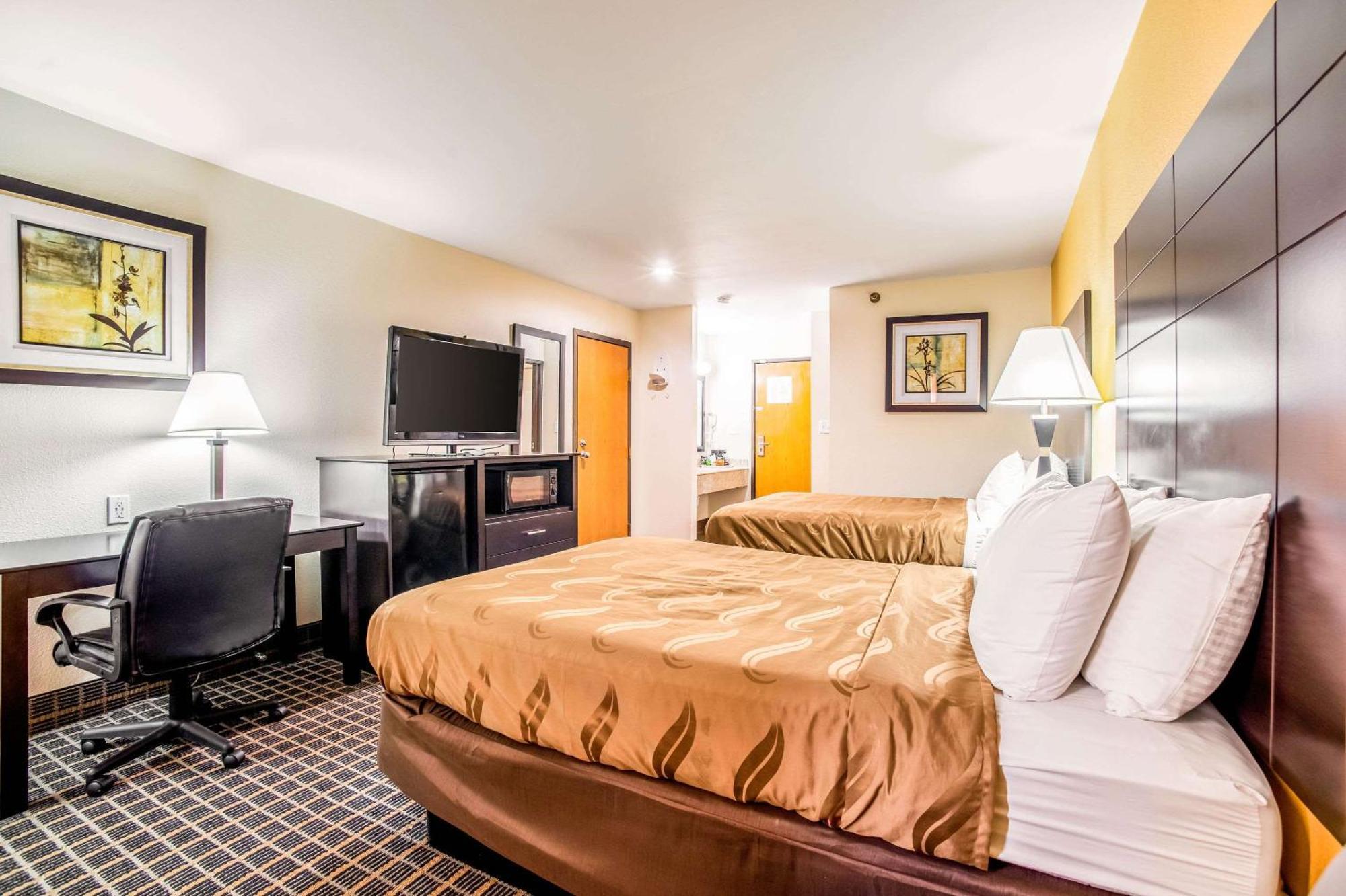 Quality Inn Carbondale University Area Exteriör bild