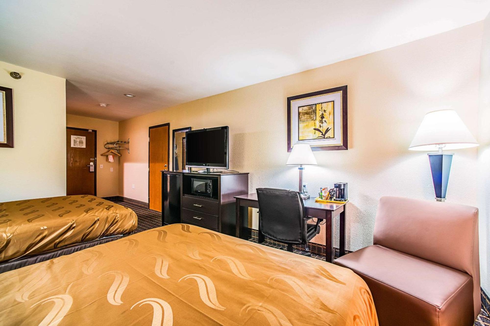 Quality Inn Carbondale University Area Exteriör bild
