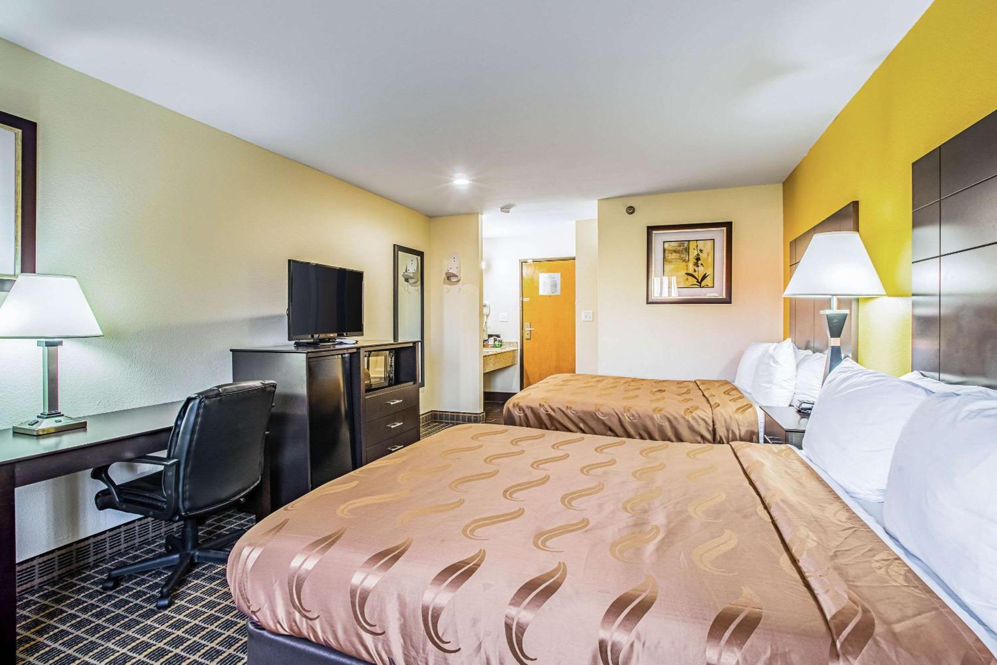 Quality Inn Carbondale University Area Exteriör bild